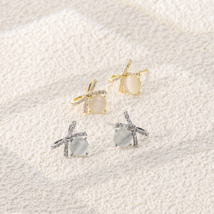 Bowknot Cat's Eye Zircon Stud Earrings,