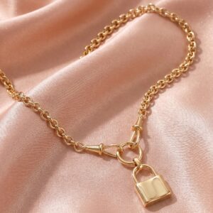 Minimalist Padlock Toggle Chain Necklace Gold