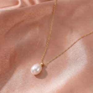 Single Teardrop Pearl Gold Clavicle Necklace