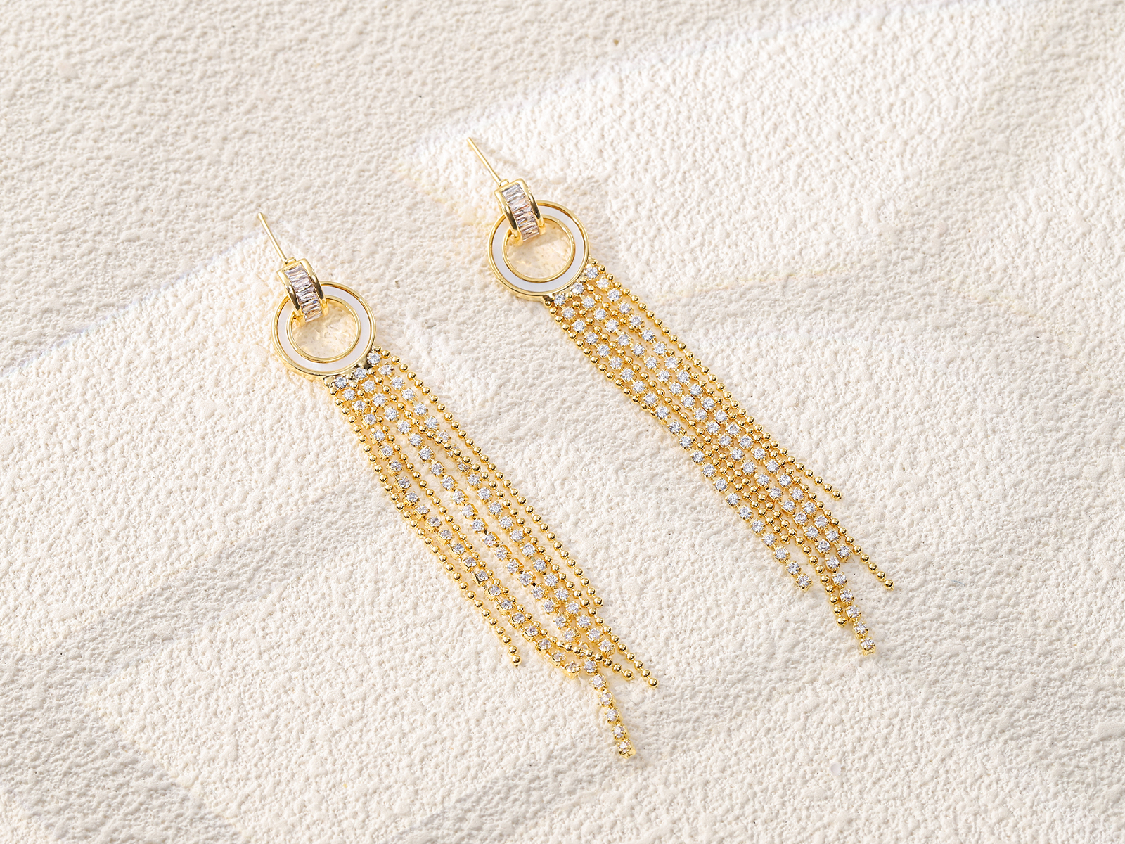Gold Circle Long Tassel Drop Earrings - 图片 2