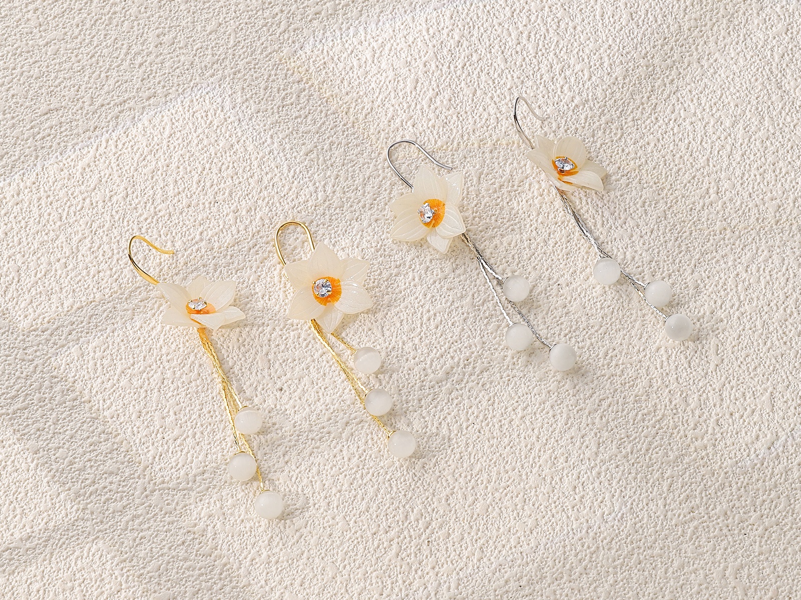 Gold Floral Long Pearl Drop Hook Earrings - 图片 2