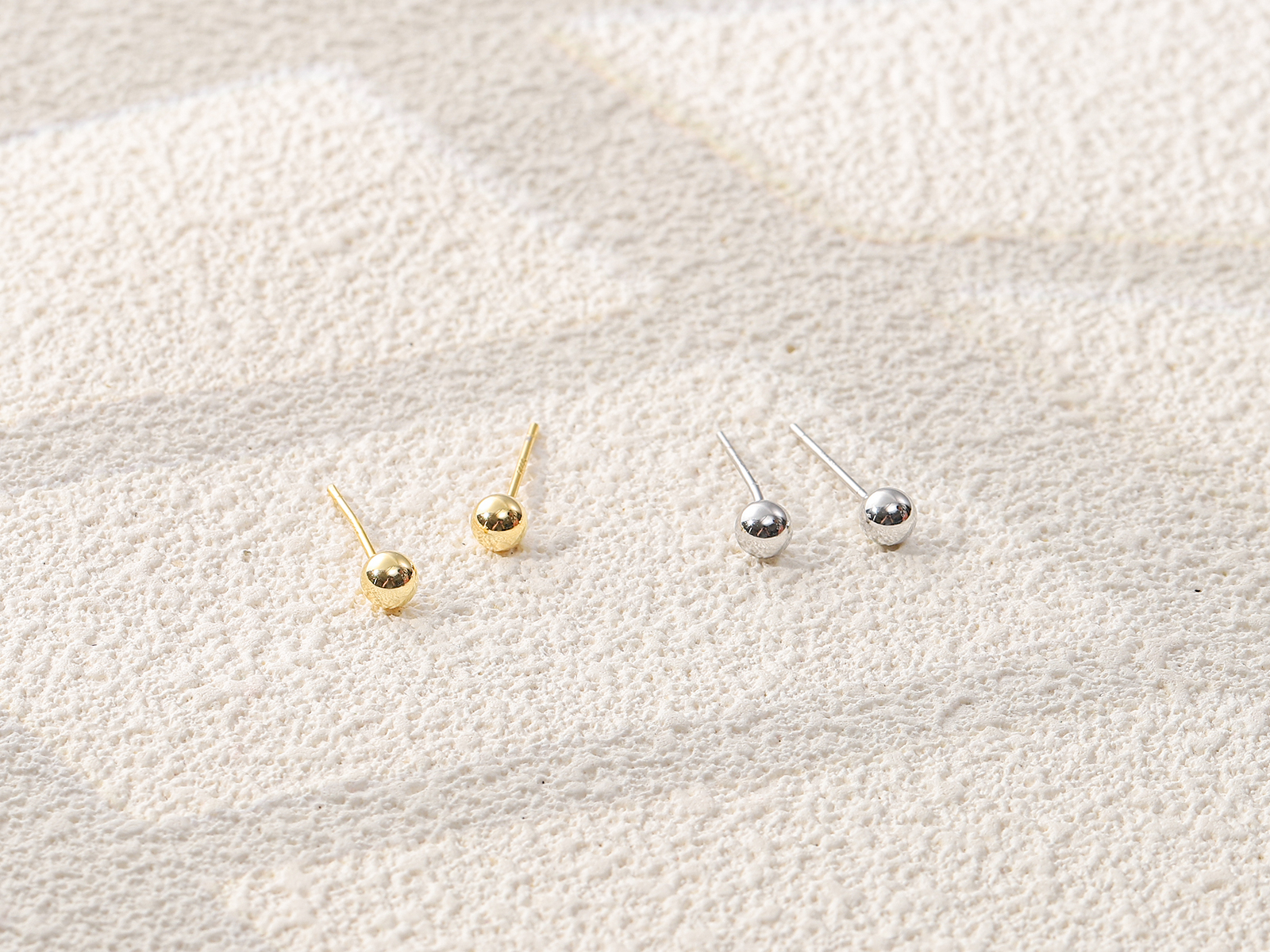 Solid Round Ball Minimalist Stud Earrings - 图片 2
